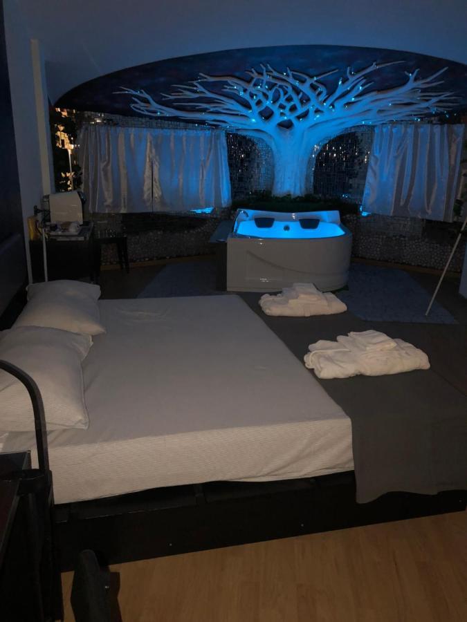 Rent Room Universe Anguillara Sabazia Esterno foto