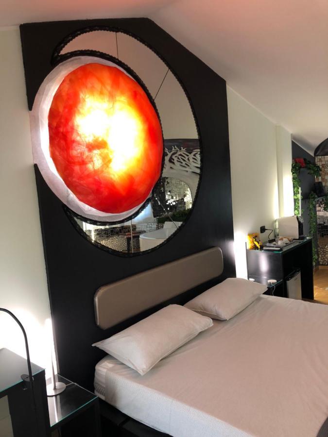Rent Room Universe Anguillara Sabazia Esterno foto